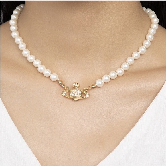 Vivienne Westwood Pearl Necklaces - Picture 3 of 6